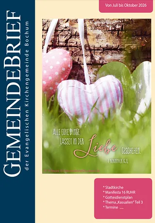 Kleines Kind bei der Taufe